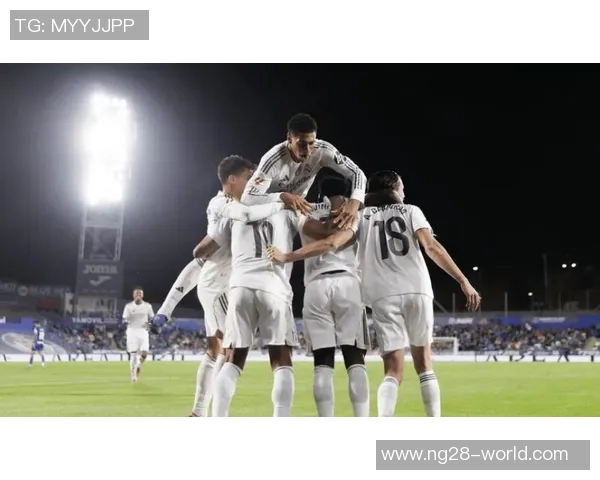 尤文图斯3-0战胜皇马补时进球引发全场狂欢与转会传闻